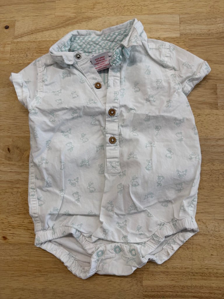 Tommy Bahama Bodysuit – 12M | White Mint Rabbit Print - Nest and Sprout - Consignment
