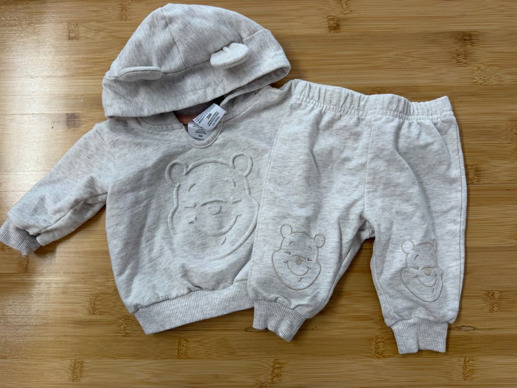 Disney Winnie the Pooh Two-Piece Set – 3M | Oatmeal Embossed Pooh Face Hoodie & Pants Lightweight - Nest and Sprout-Consignment