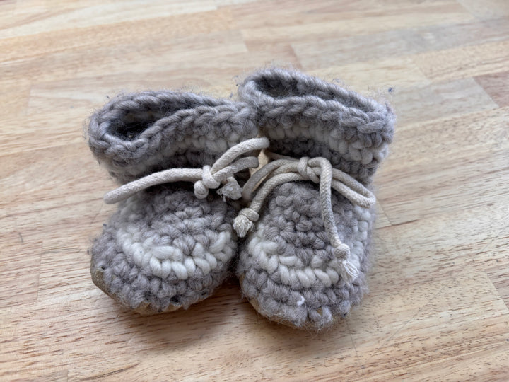 Wool-Lined Slippers with Suede Soles & Bow