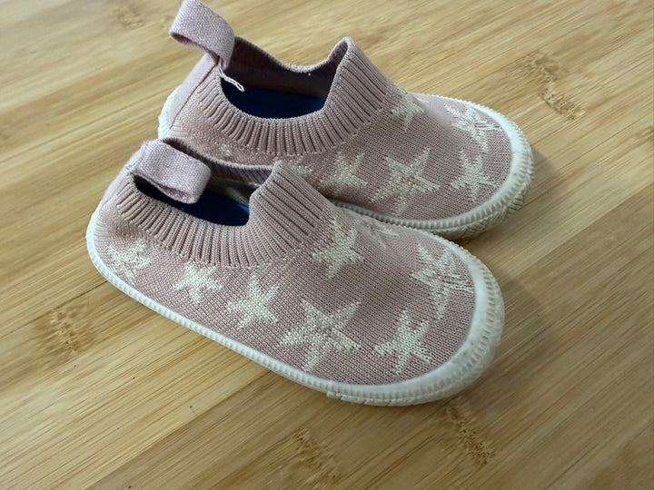 Jan & Jul Starfish Knit Shoes – 7 | Play