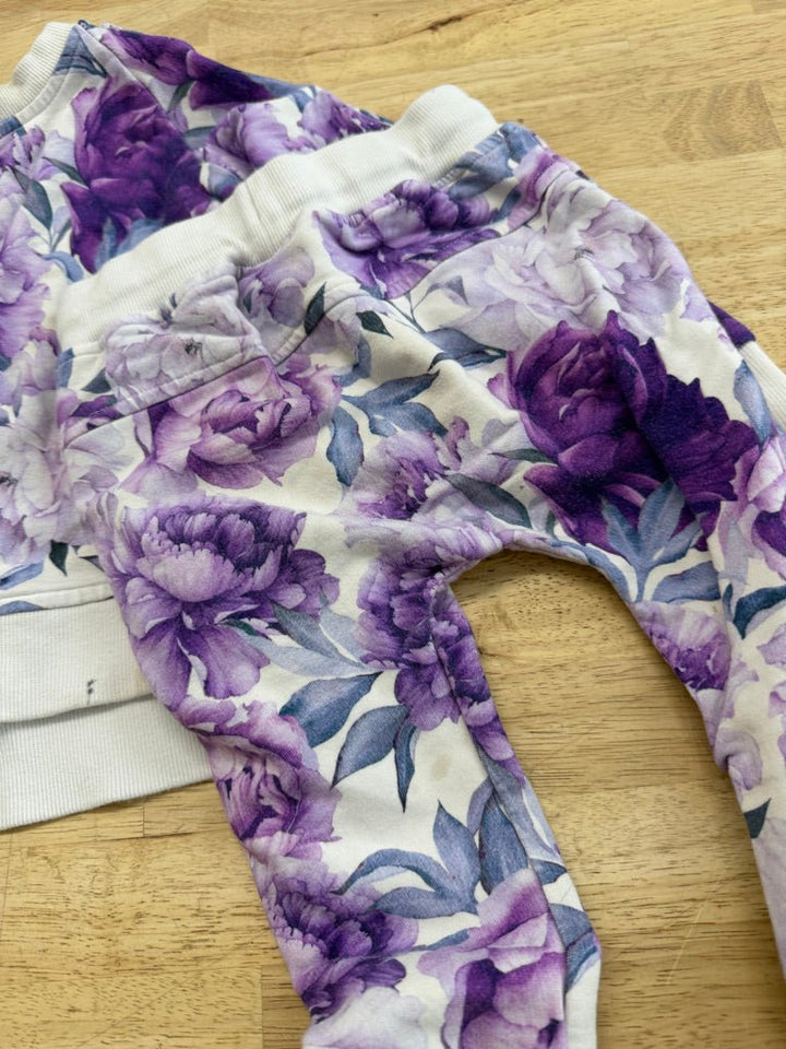 Bums & Roses Two - Piece Jogger Set – 18–24M | Purple Floral (Play) - Nest and Sprout - Consignment