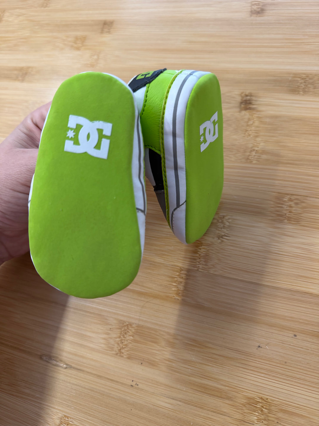 DC Crib Shoes – 1 | Green & White
