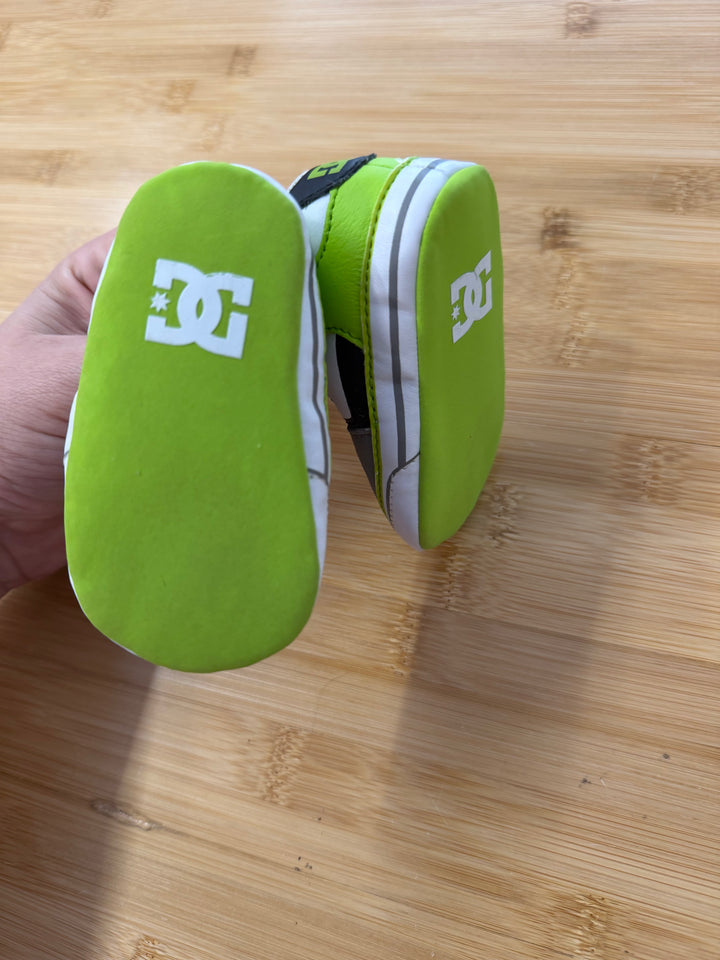 DC Crib Shoes – 1 | Green & White