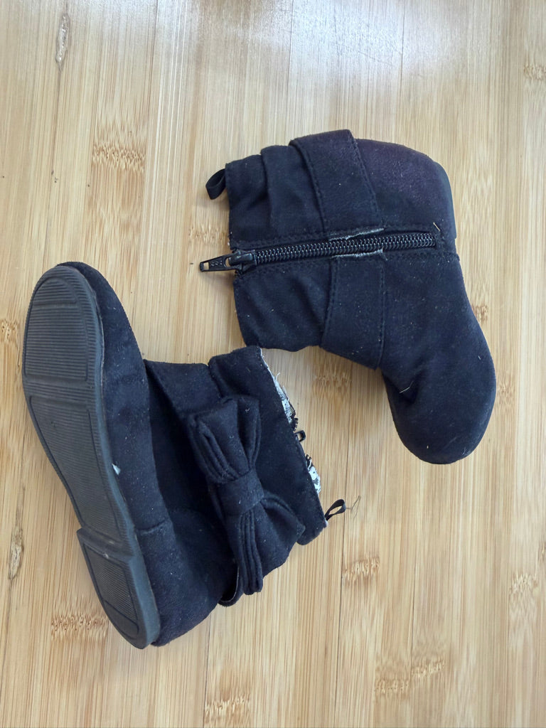 Black Velour Ankle Bootie – 7 | Side Zipper