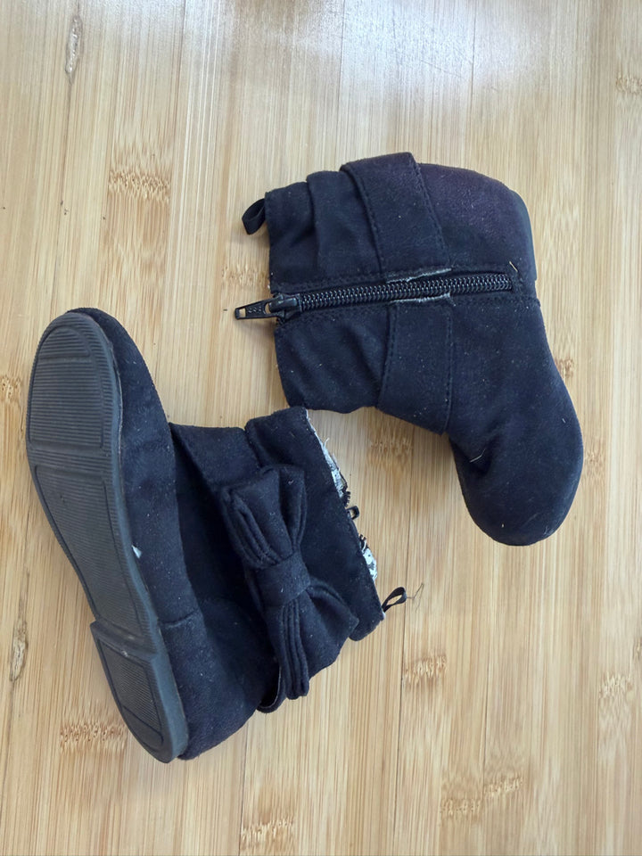 Black Velour Ankle Bootie – 7 | Side Zipper