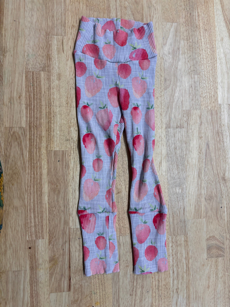 Gro by Zoë Grow-With-Me Ribbed pants – Size 1–3Y