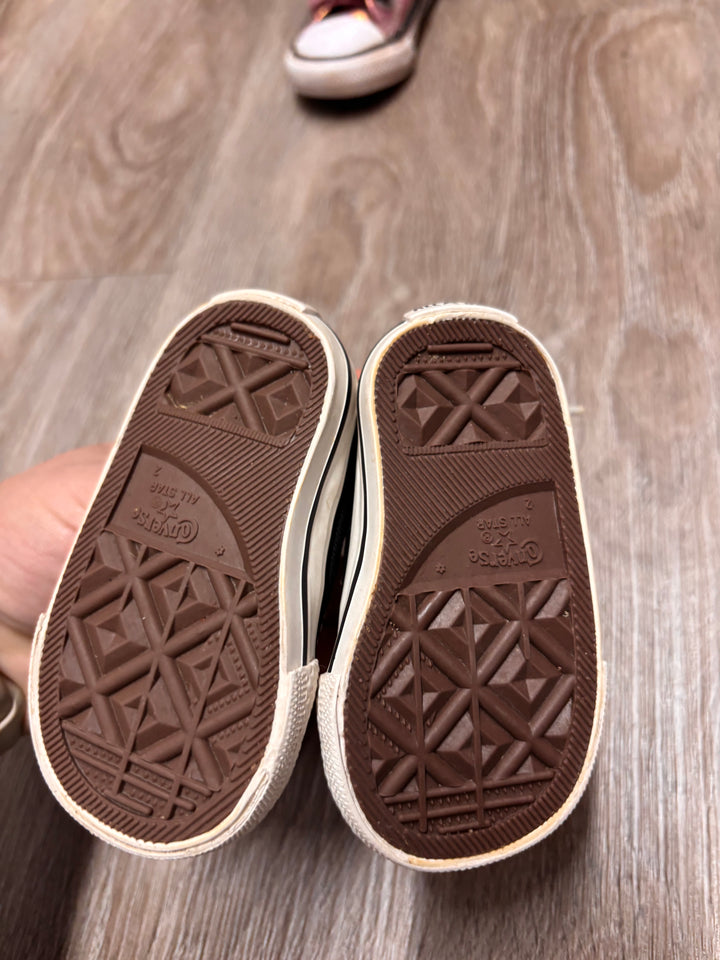 converse Shoes – Size 2