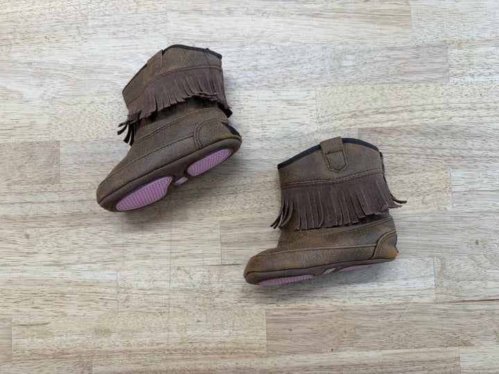 Twister Soft Sole Cowboy Boots – 12M, estimated size | fringe Print - Nest and Sprout - Consignment