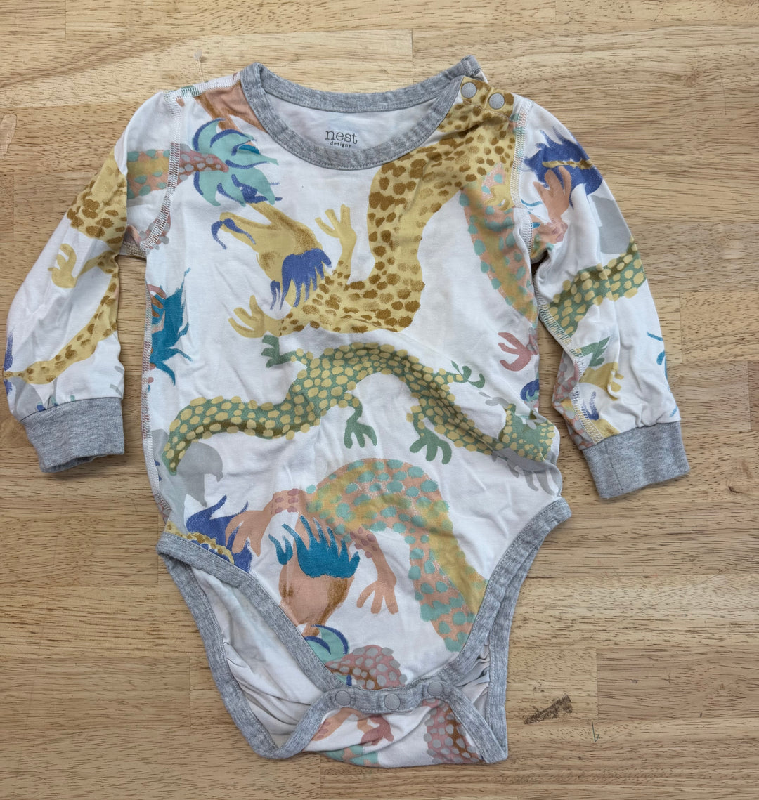 Nest Designs Dancing Dragons Bodysuit – 18M | Bamboo/Rayon Long Sleeve | Play