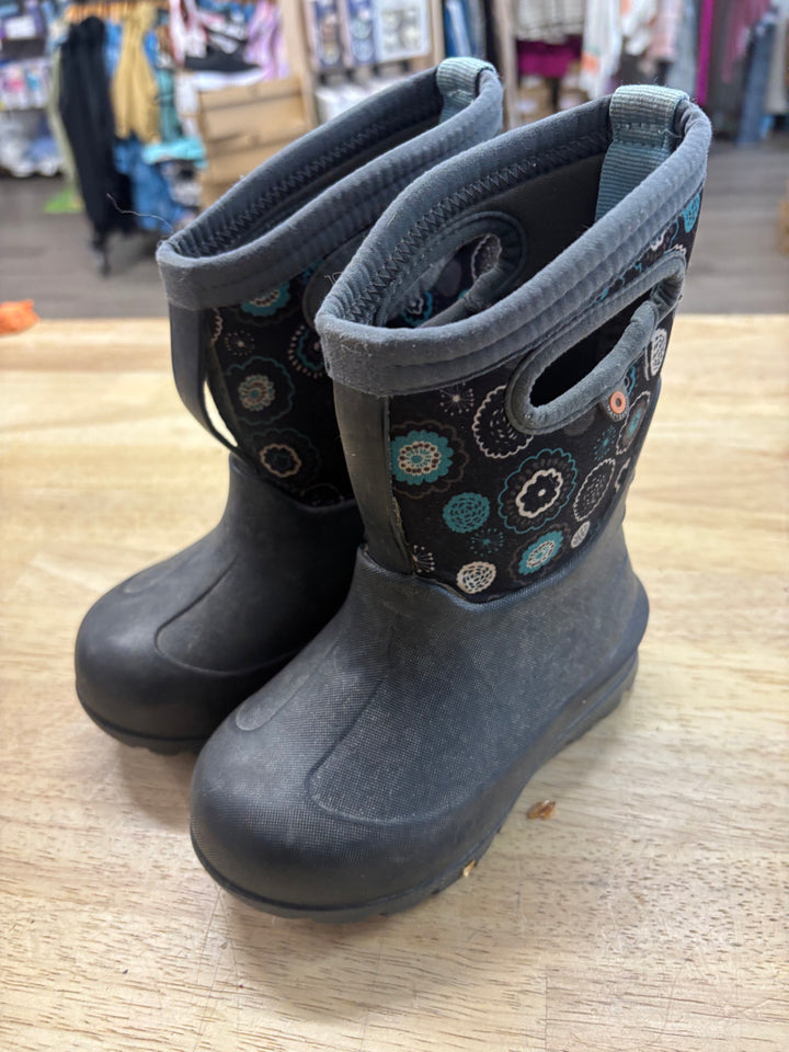 Bogs Neoprene Rain Boots – Blue Floral / Black | Size 7