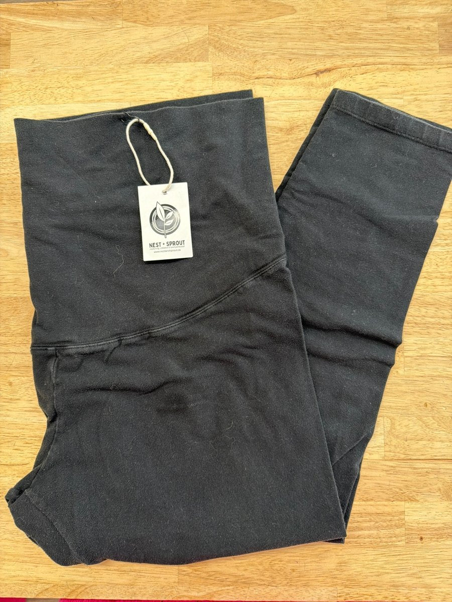 Paisley Sky Black Capri Leggings Heavy Pilling | Size XXL - Nest and Sprout - Consignment