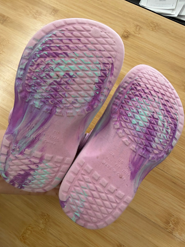 Pink Purple Swirl Clog Shoes – 8/9 (EU 25 Est.)