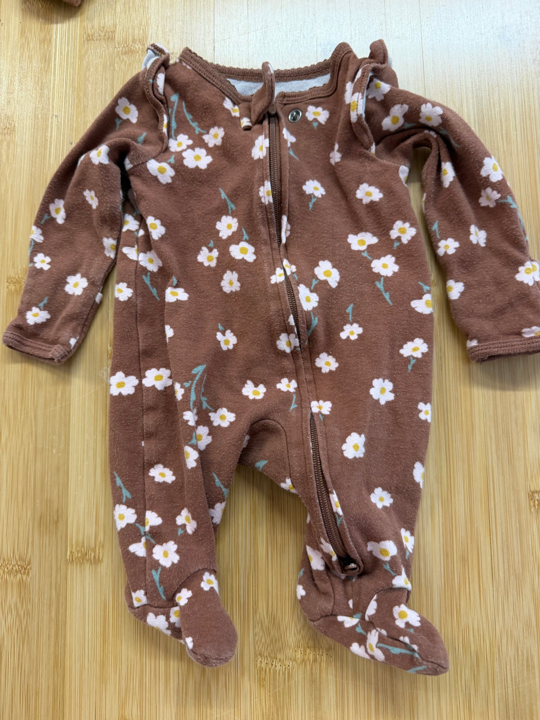 Carter's Sleeper – Newborn | Brown Floral | Play