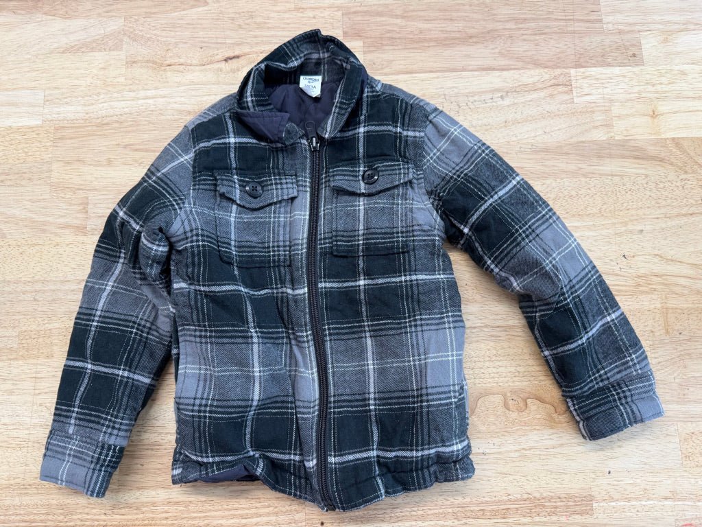 OshKosh Quilted Flannel Jacket – 3T | Black & Grey Zip - Up - Nest and Sprout - Consignment