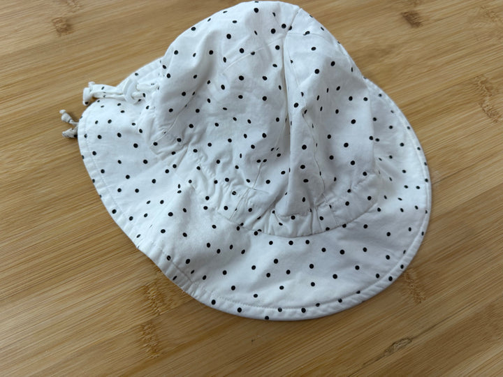 Jan & Jul Polka Dot Hat – 6–24M | White & Black