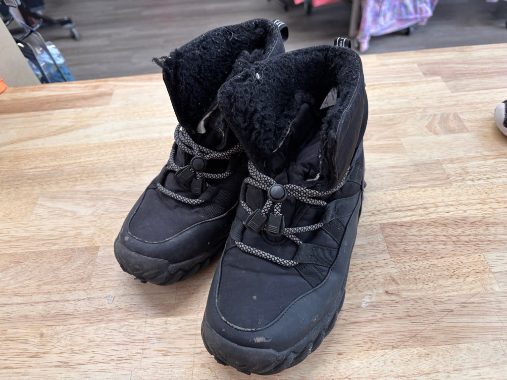 EMU Australia Size 4 Wool-Lined Ankle Boots