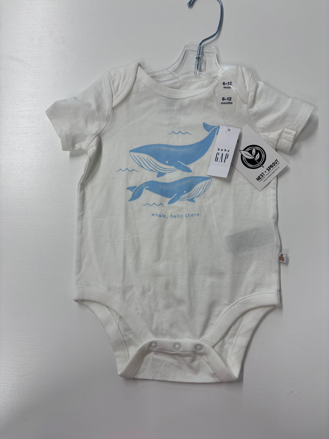 Gap Bodysuit 6-12 Months NWT