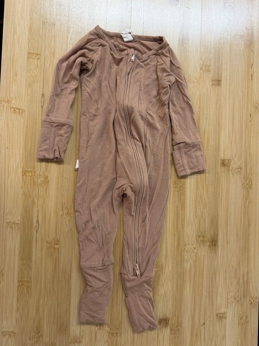 Tenth and Pine Footless Sleeper – 0-3 Months | Brown Bamboo Rayon - Nest and Sprout-Consignment