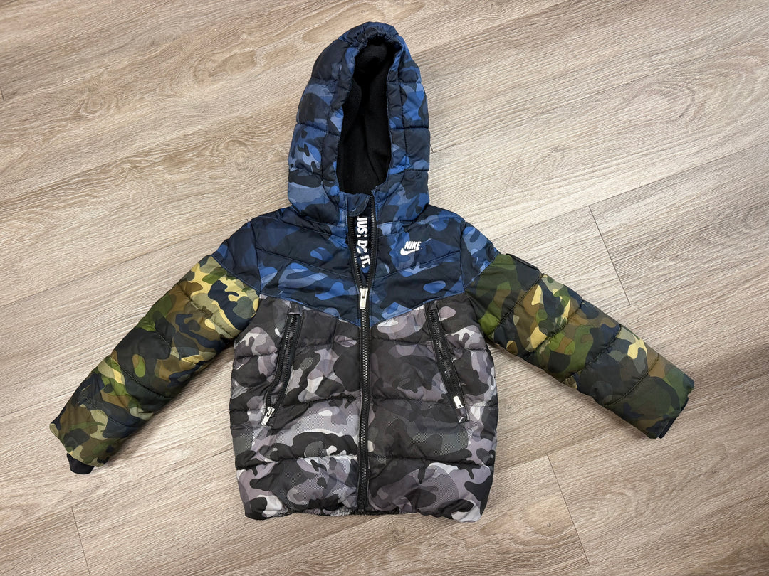 Nike Sportswear All Day Play Older Kids&