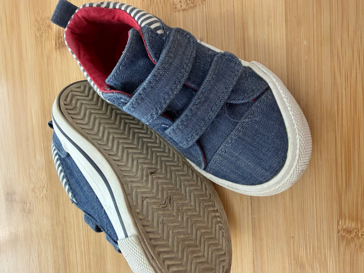 Joe Fresh Denim Canvas Velcro Sneaker – 6