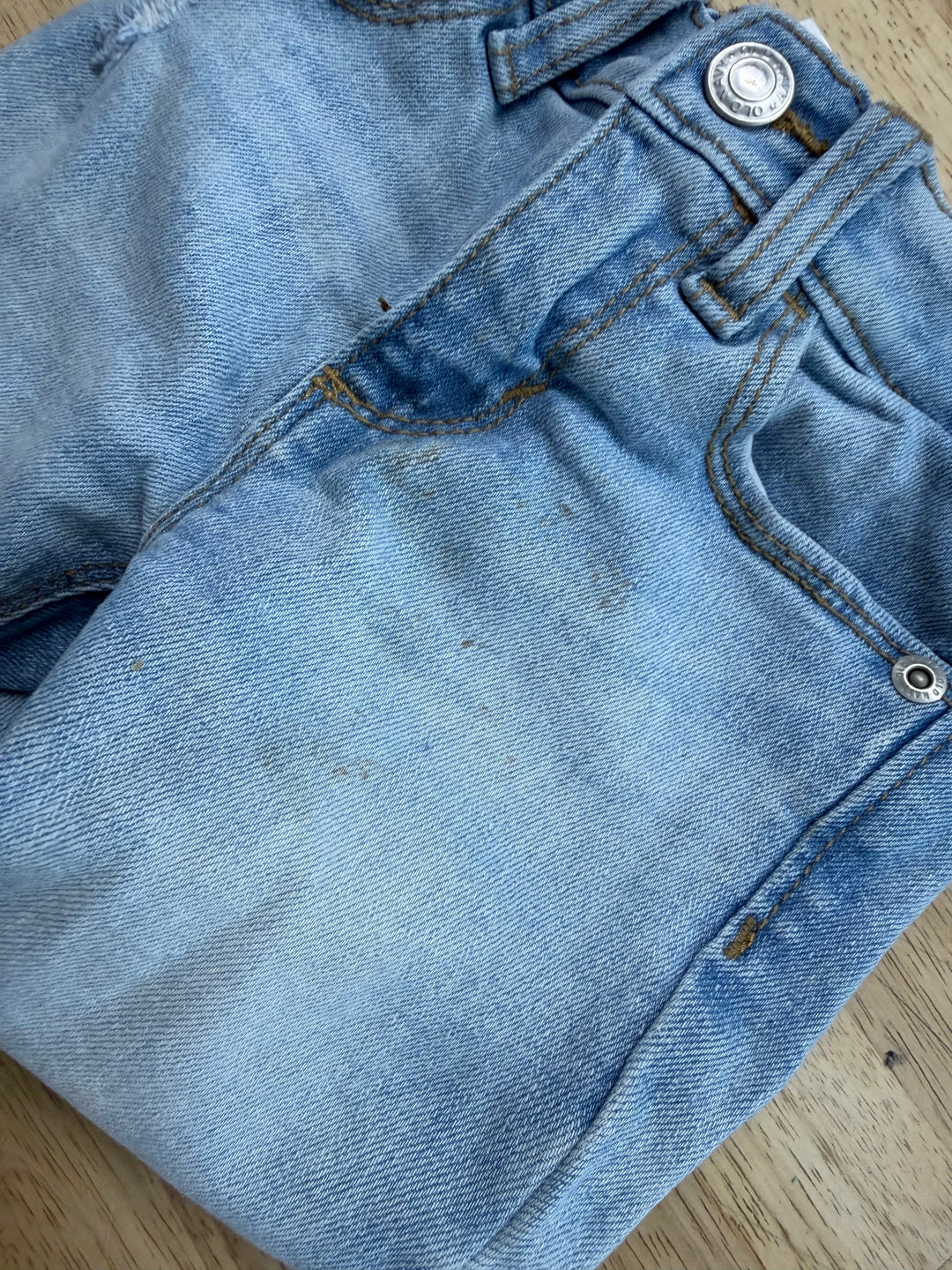 Old Navy Skinny Jean – 2 | Light Wash | Adjustable Waist | Distressed