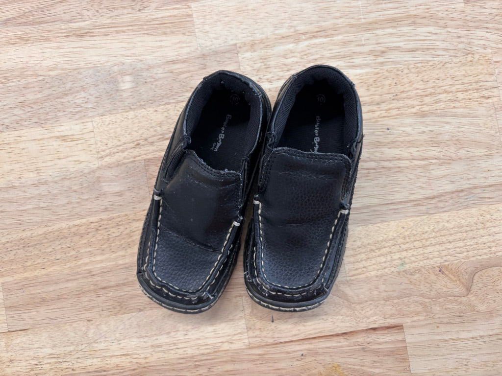 Buster Brown Size 10 Formal Shoes (Fair)
