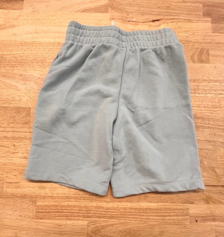 Puma Sweatshorts Size 6/7