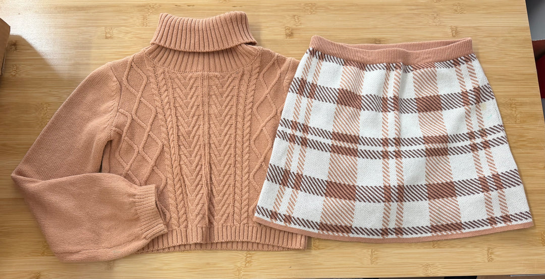 Tahari Outfit Set – 7/8 | Brown and White Plaid Skirt with Knit Sweater