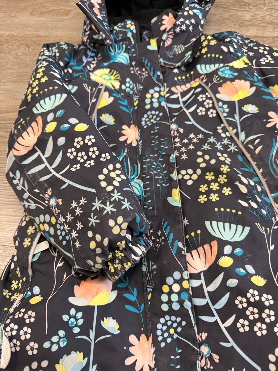 Reima Muhvi ReimaTec Kids' Winter Jacket – 7 (122cm) | Floral on Black | No Fur Hood Trim - Nest and Sprout-Consignment