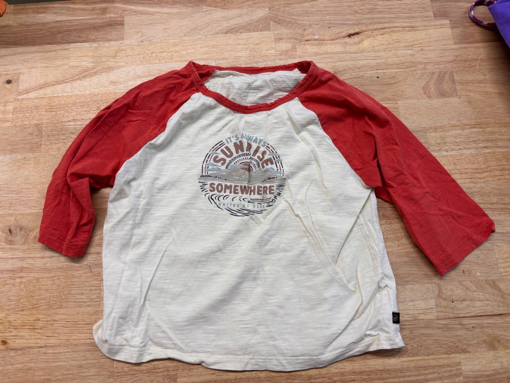 United by Blue Shirt M – Sunrise Somewhere - Nest and Sprout - Consignment