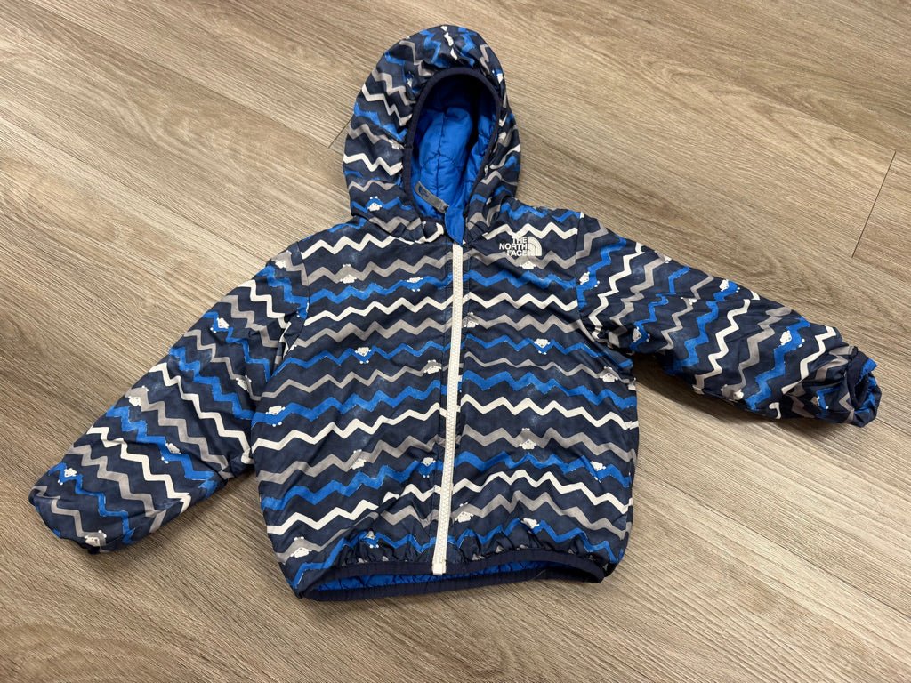 The North Face Reversible Jacket – Est. 24M | Navy Stripe & Blue Turn-Over Hands - Nest and Sprout-Consignment