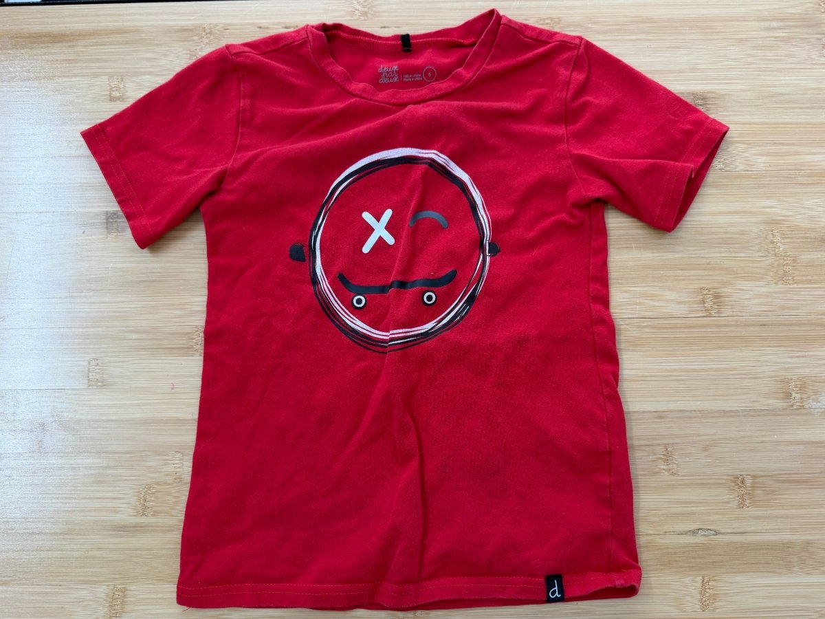 Deux par Deux Smiley Face Red Shirt – 6 | Play - Nest and Sprout-Consignment