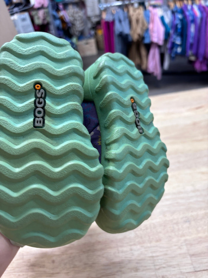 Bogs Winter Boots – US 5