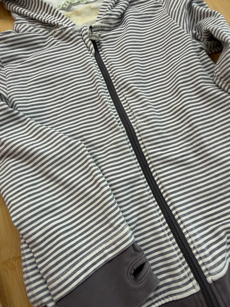 Peekaboo Beans Together We Grow Hoodie – 4Y Est. | Grey & White Stripe Zip-Up | Play
