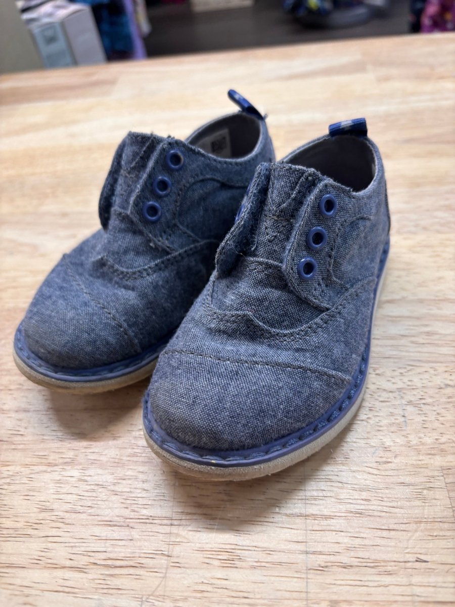 Toms Chambray Slip - On Shoes – Size 6 - Nest and Sprout - Consignment