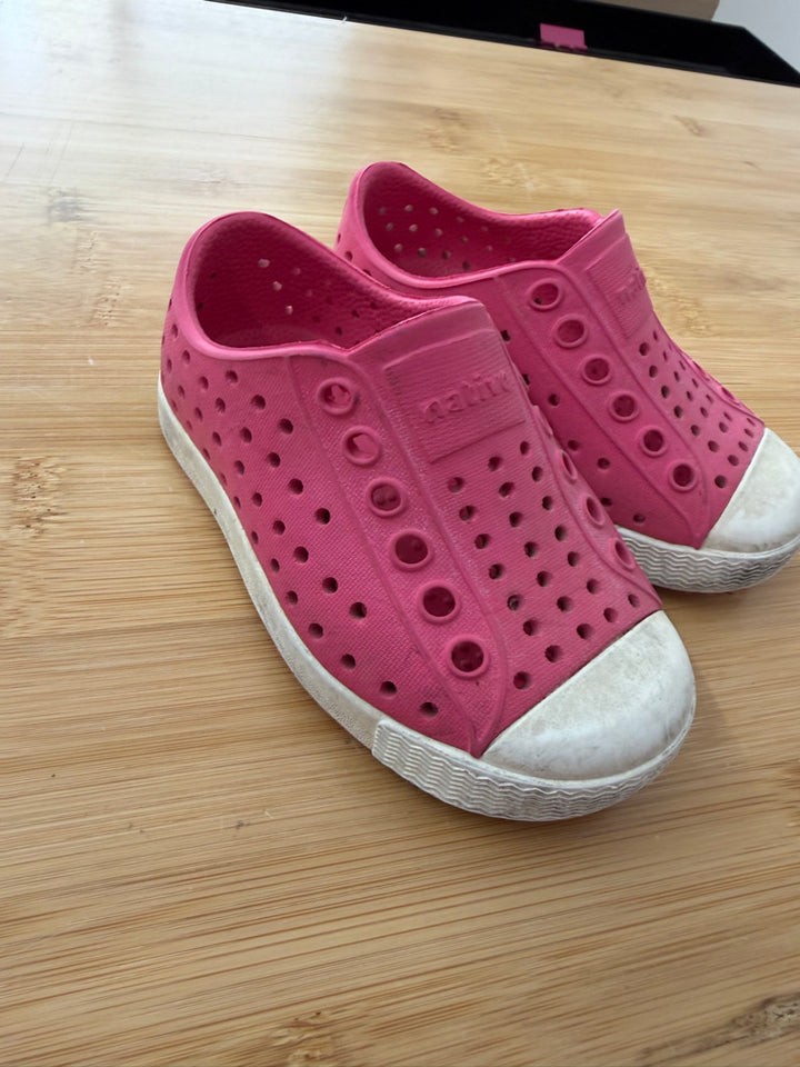 Native Shoe – C5 | Hot Pink
