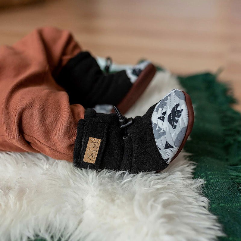 Jan & Jul Stay-Put Cozy Booties - Navy