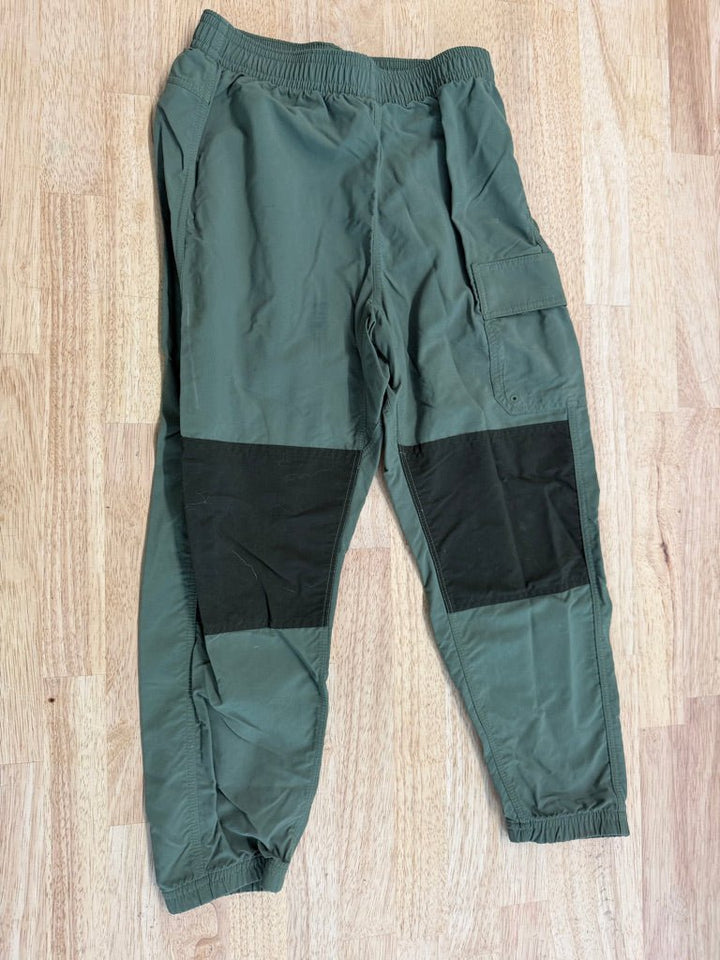 MEC Outdoor Pants – 6 | Green Reinforced Knees - Nest and Sprout-Consignment