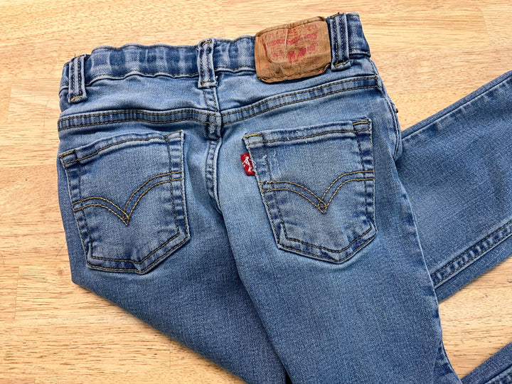 Levi's Elastic Waist Jeans – 2T | Medium Wash