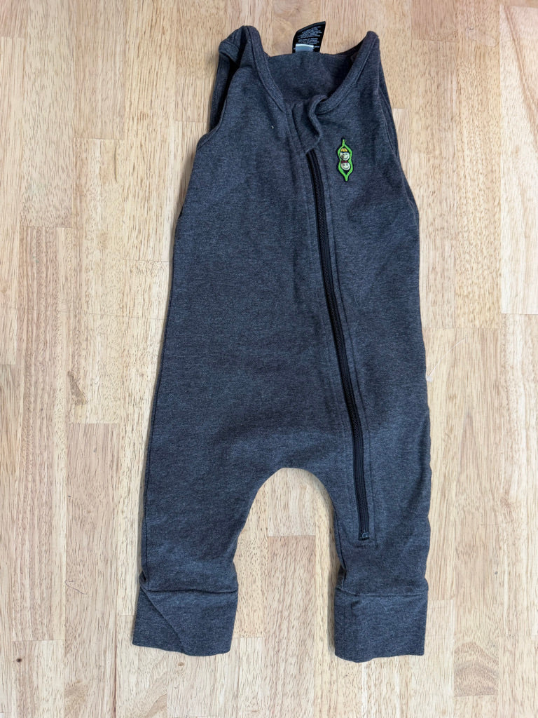 Peekaboo Beans Coolsie Charcoal Romper – 6–12M