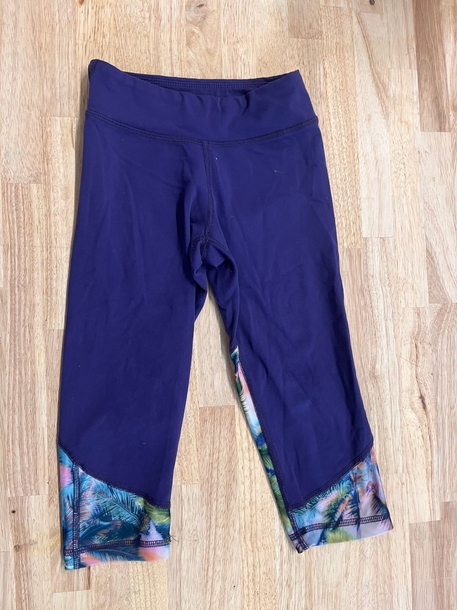 Triple Flip Crop Leggings – Size 3 (Fits 8Y) - Nest and Sprout - Consignment
