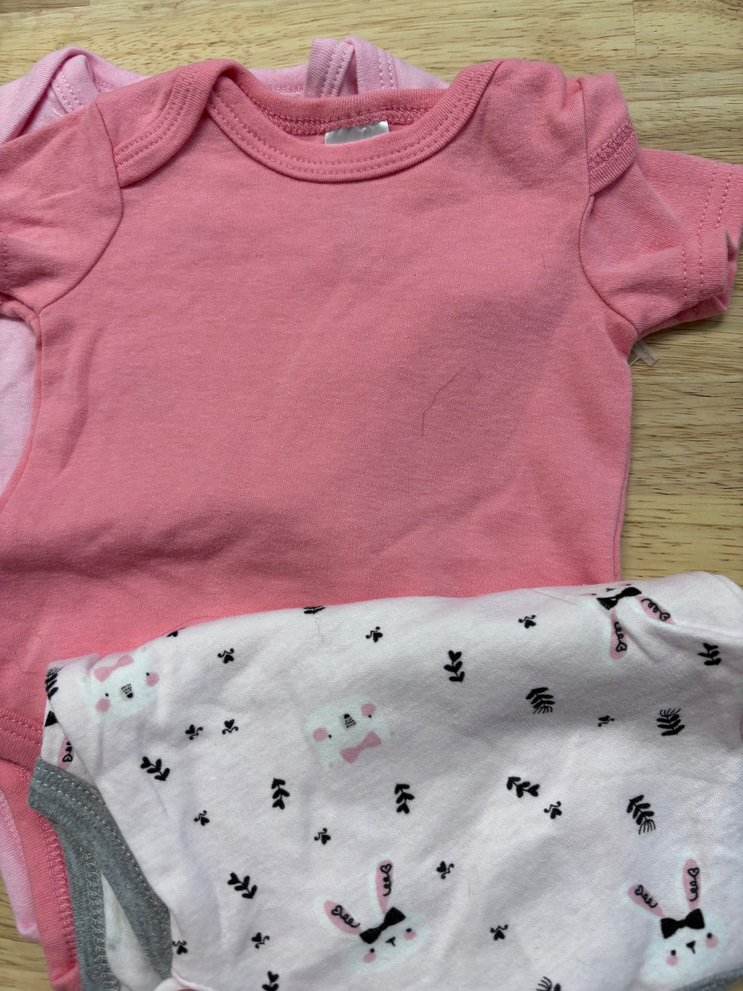 Little Beginnings Bodysuit 3-6 Months, Pink "Dream Big" Short Sleeve