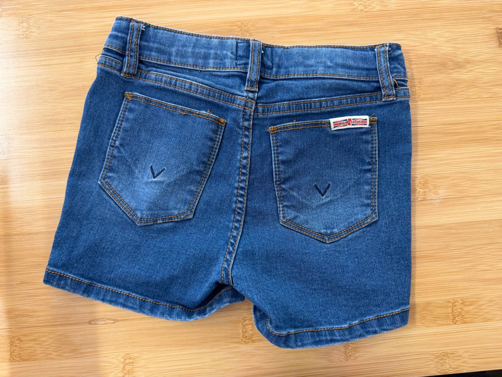 Hudson Denim Shorts – 8 | Pink Bow Medium Wash - Nest and Sprout-Consignment