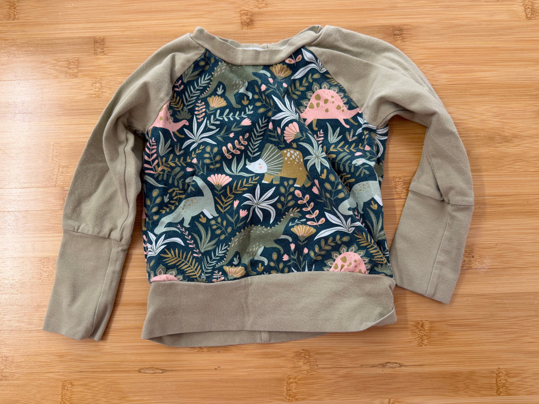 Gro by Zoe Grow With Me Top – 1-2y | Dinosaur Long Sleeve | Play