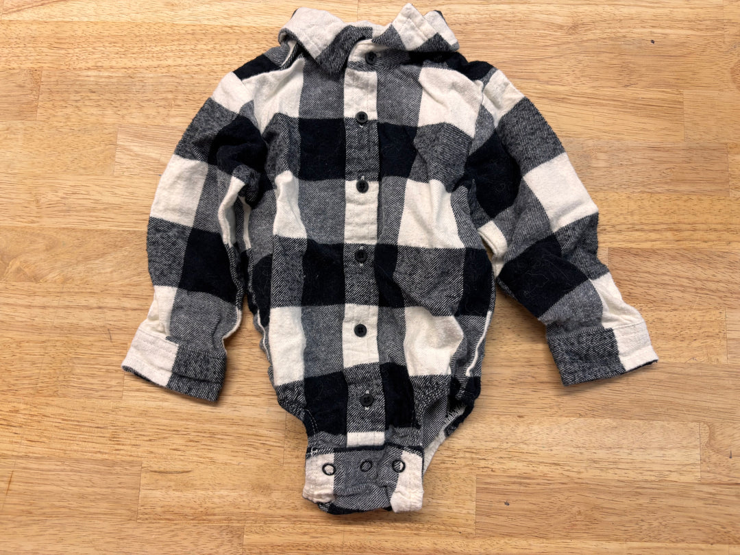 Outdoor Kids Bodysuit – Size 3-6M Black/White Plaid