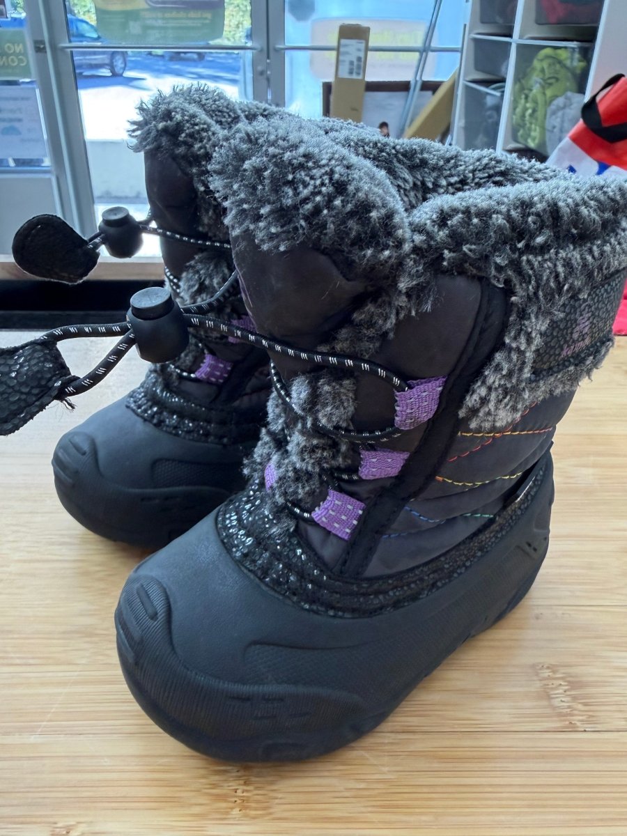 Kamik snow Boots – 6 | Orchid Star Print, Like New - Nest and Sprout-Consignment
