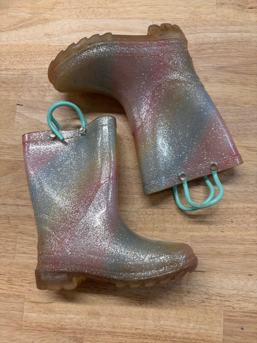Sparkle Rain Boots – Size 120 - Nest and Sprout - Consignment