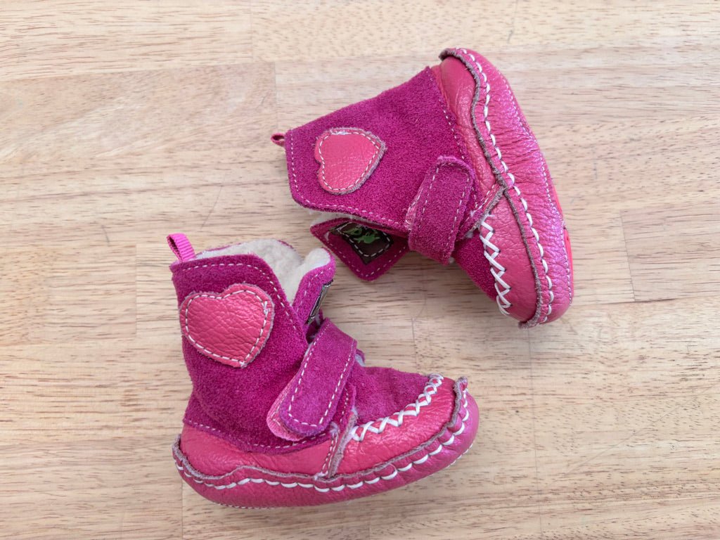 Outbaks Wool - Lined Soft - Soled Moccasins - Nest and Sprout - Consignment