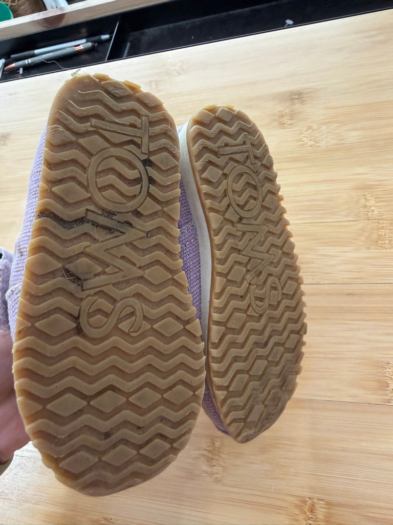 Toms Canvas Velcro Shoe – 6 | Purple