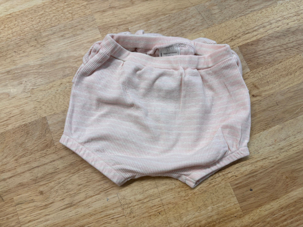 Carter’s Little Planet Bloomers – 9M